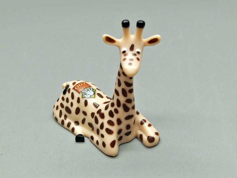 Mini Animal plastic PVC doll giraffe ornaments